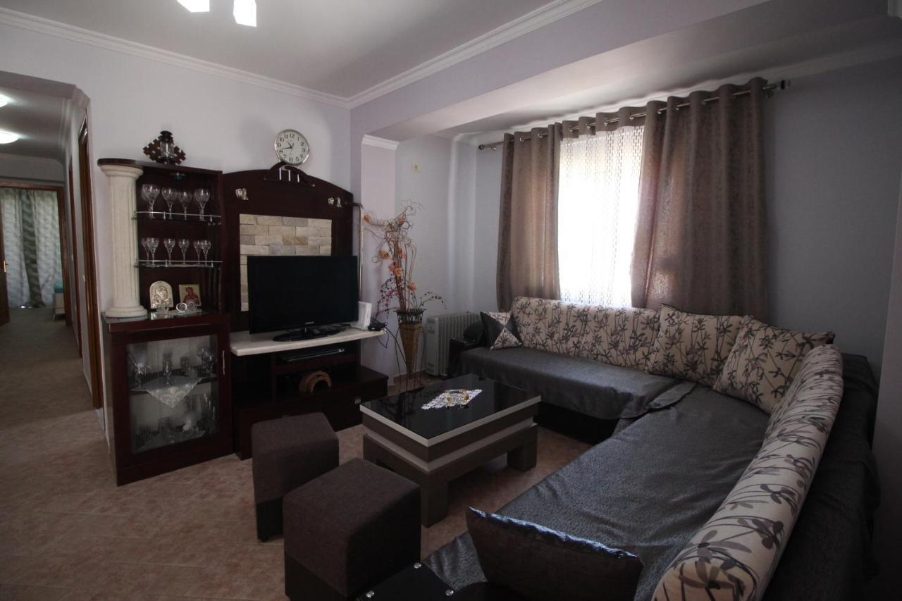 סרנדה Irina Home מראה חיצוני תמונה