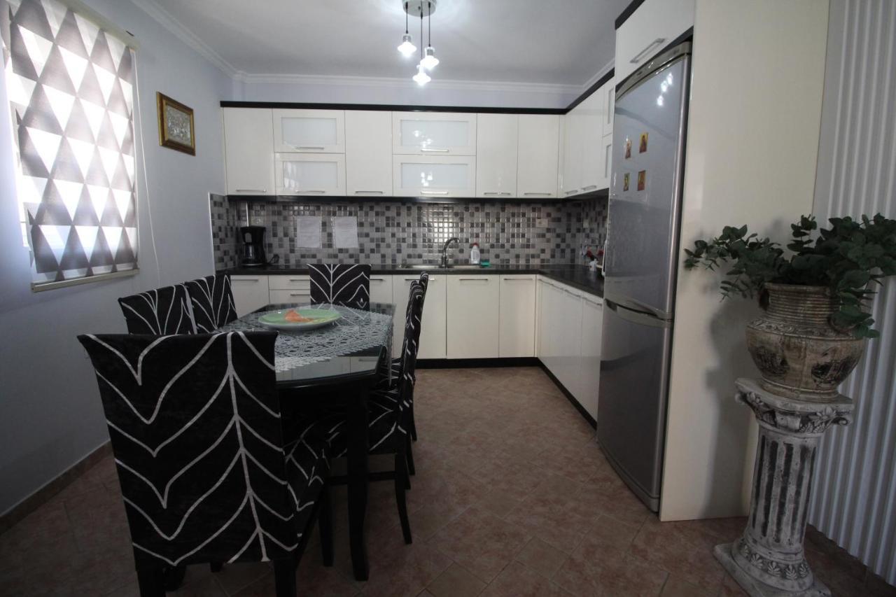 סרנדה Irina Home מראה חיצוני תמונה