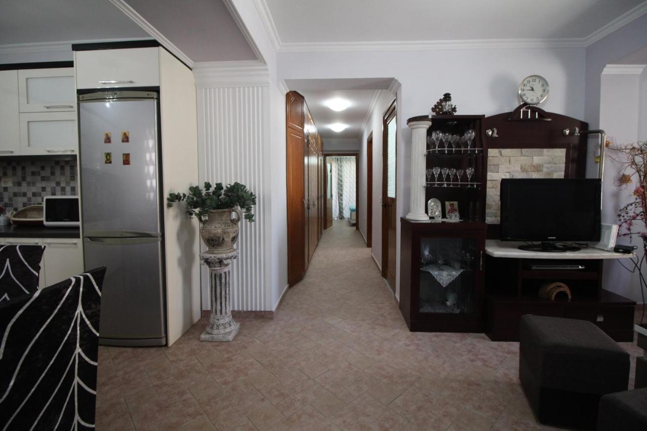סרנדה Irina Home מראה חיצוני תמונה