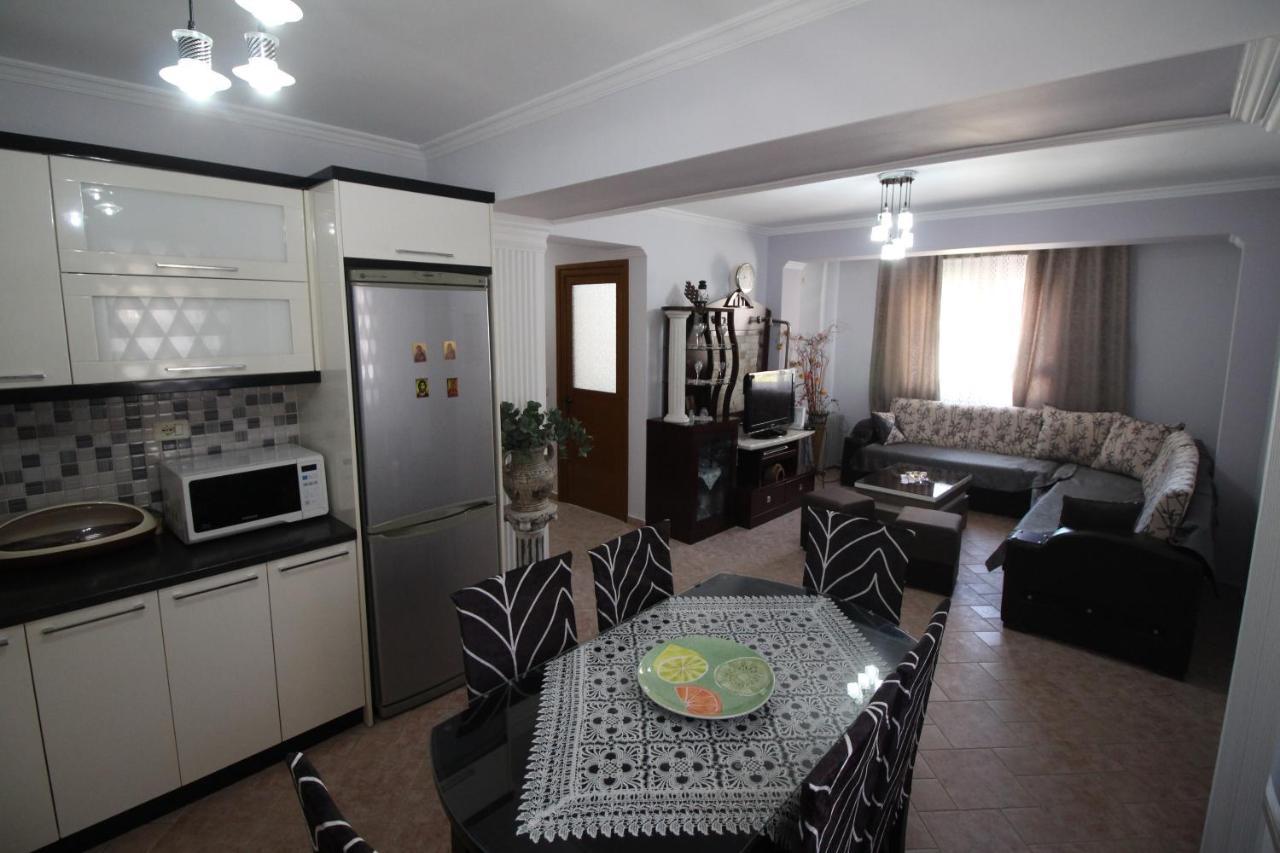 סרנדה Irina Home מראה חיצוני תמונה